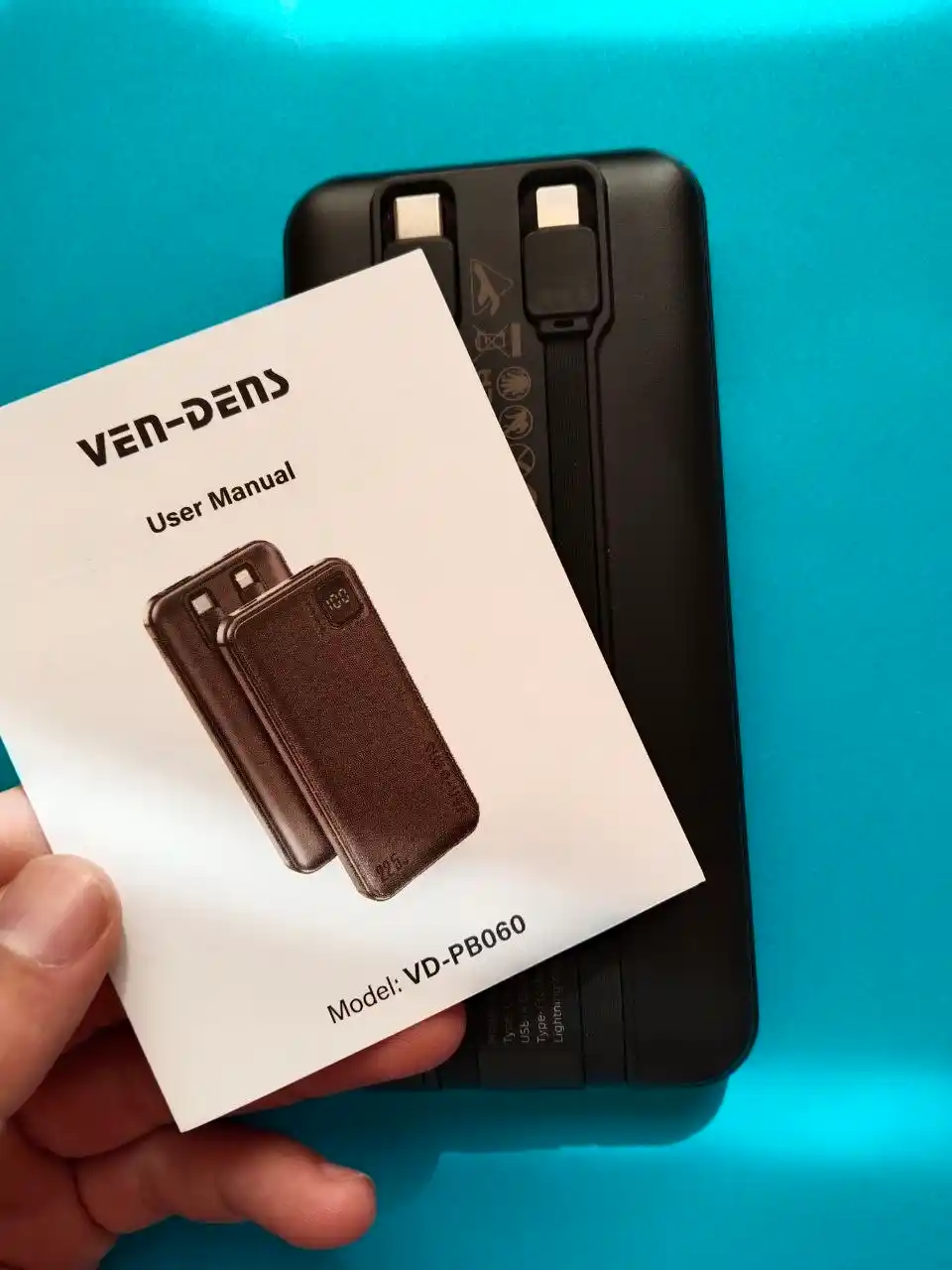 Power Bank 20000mA 22W tezkor quvvat bilan tashqi akkumulyatori +2 kabel bilan