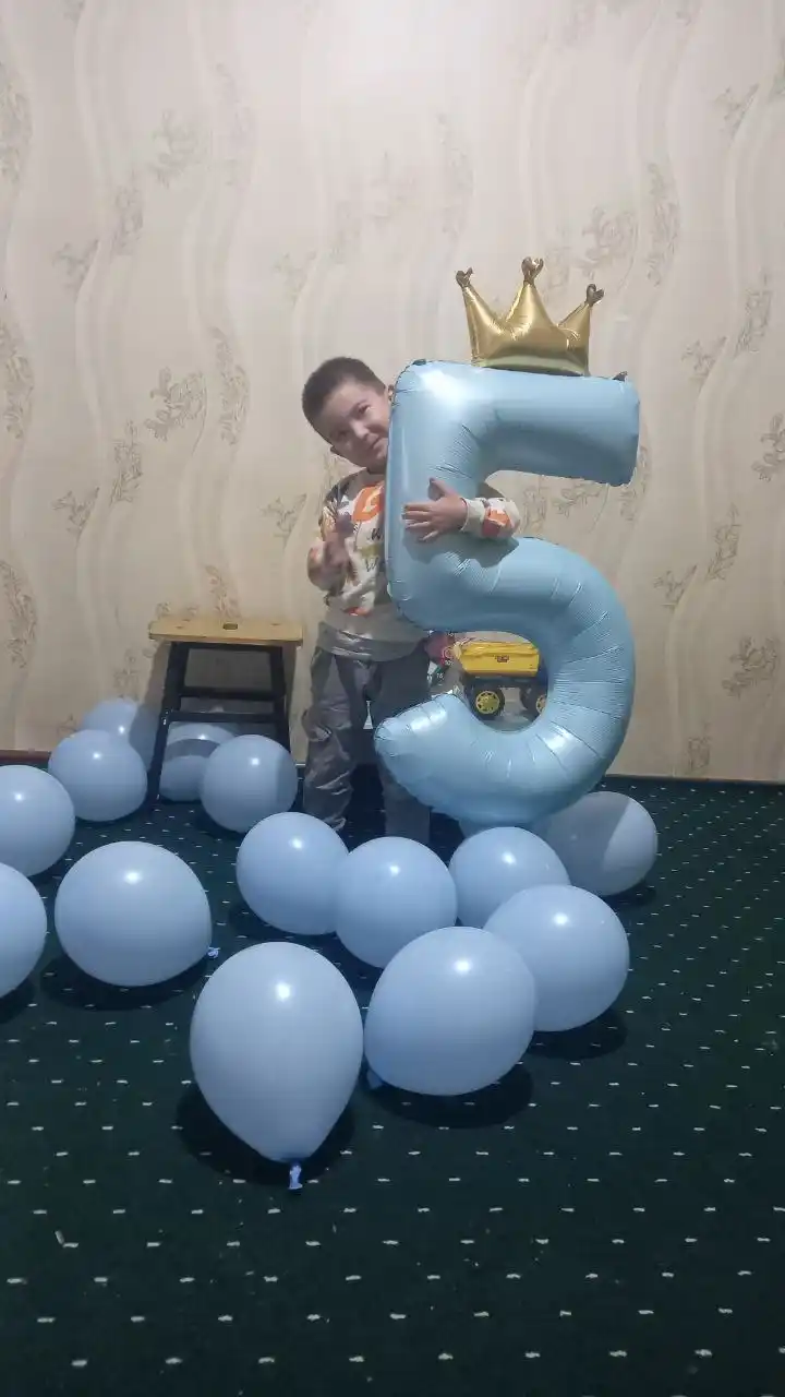 Shar katta raqam folgalangan, havorang bayram tug'ilgan kun uchun ko'pmartalik, 133 sm