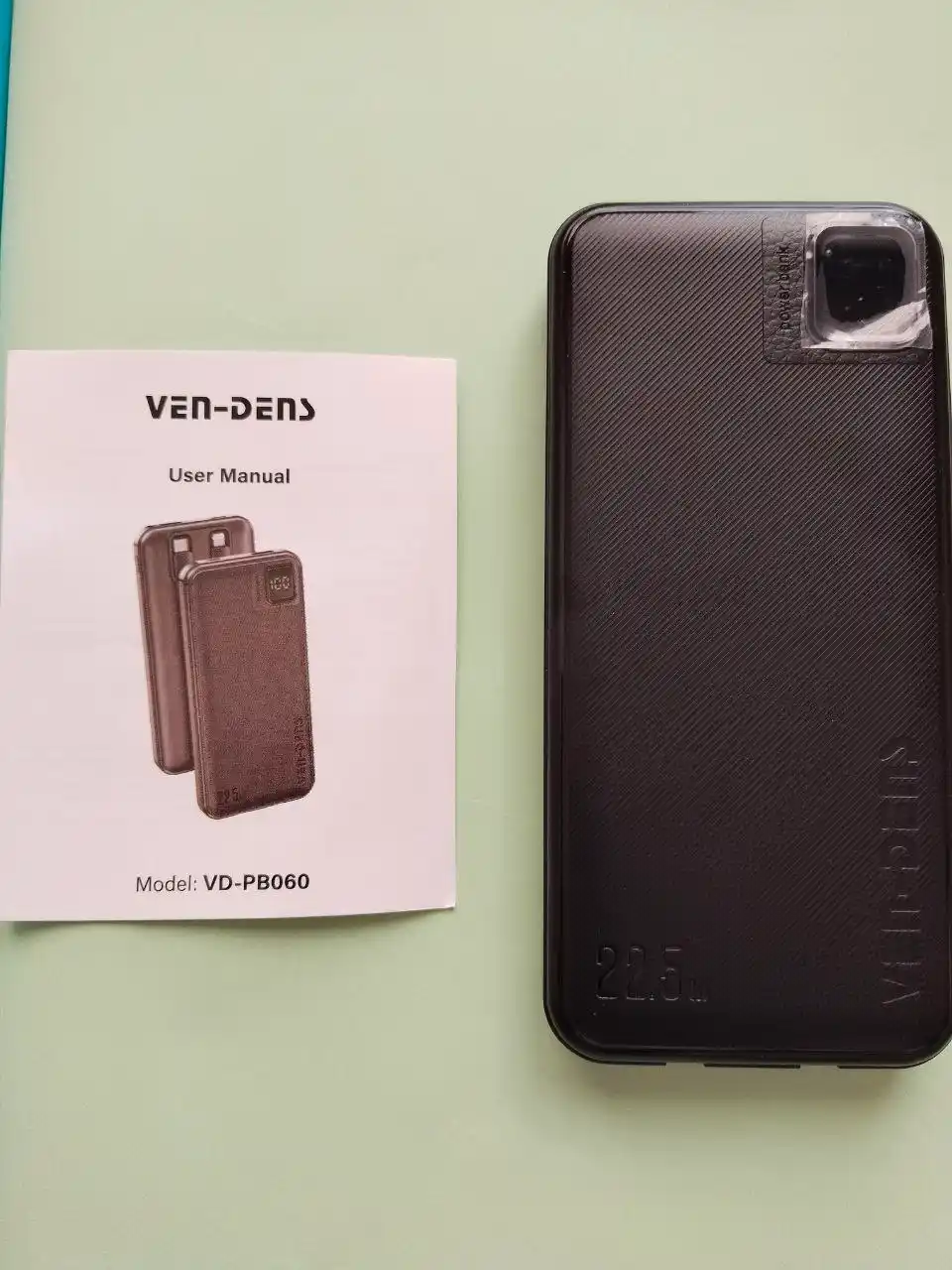 Power Bank 20000mA 22W tezkor quvvat bilan tashqi akkumulyatori +2 kabel bilan