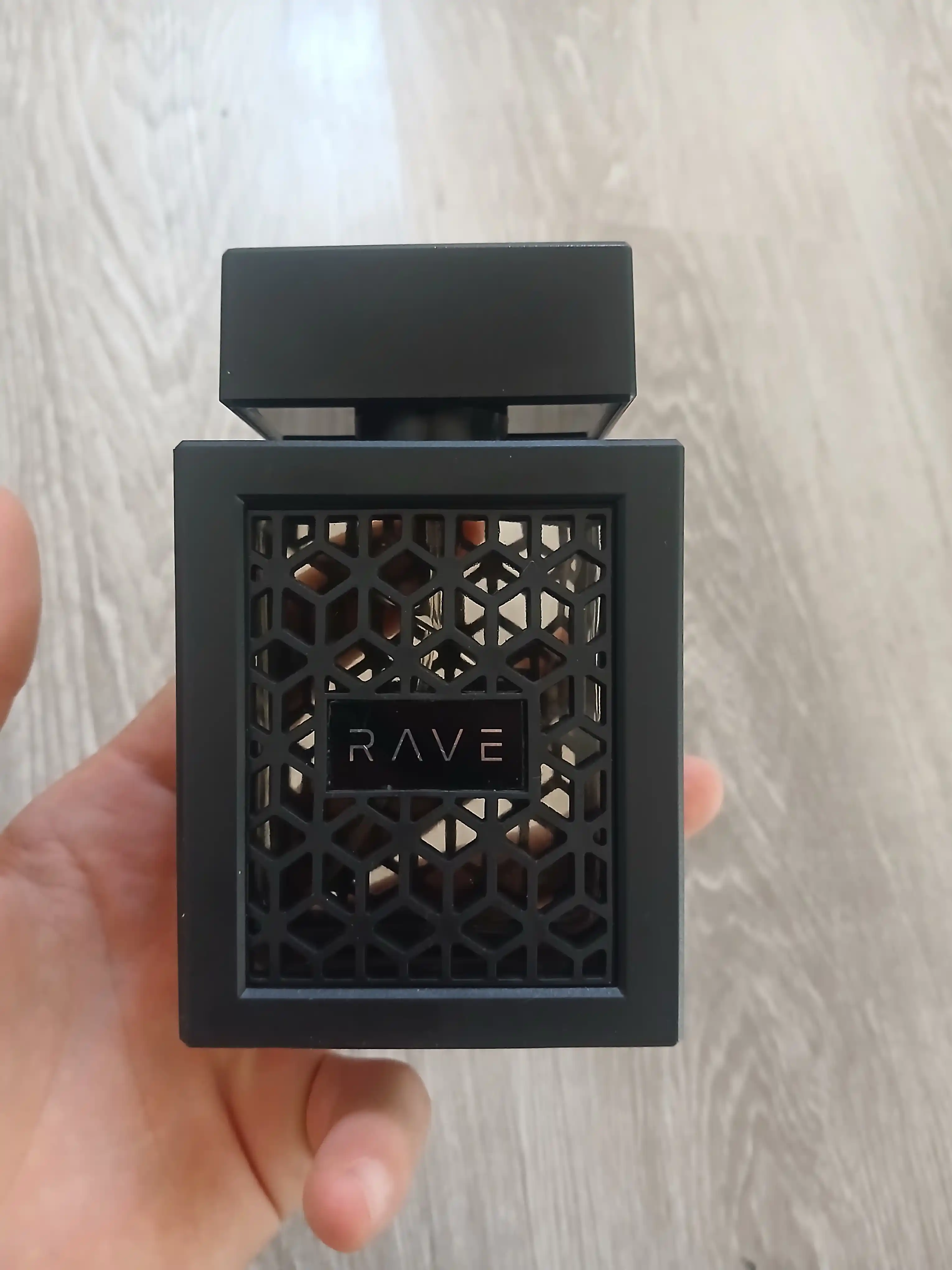 Ayollar va erkaklar uchun Now parfyumlangan suvi, Now Rave Lattafa, 100 ml