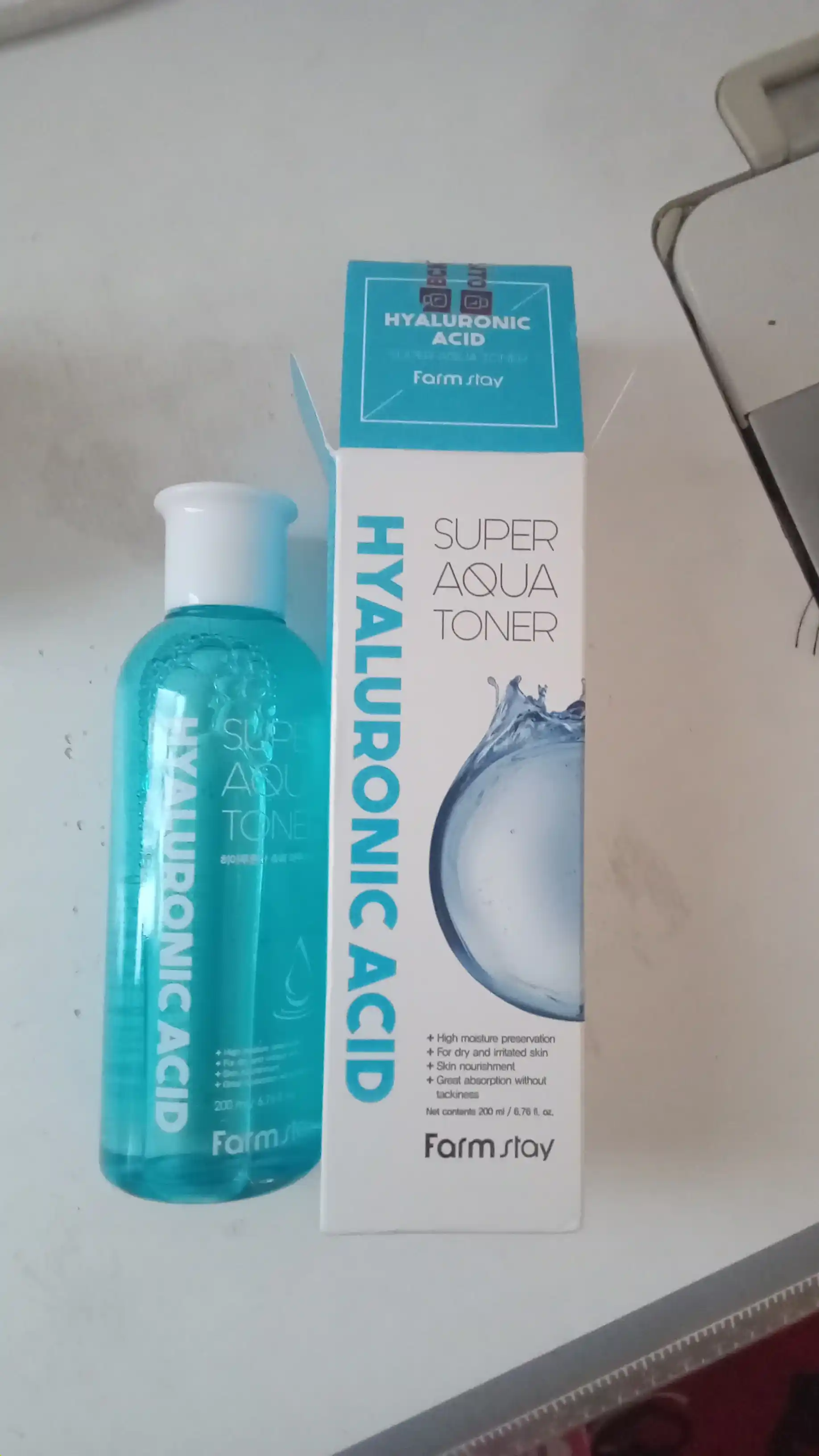 Farmstay Hyaluronic Acid yuz uchun namlovchi gialuron kislotali toner, 200/500 ml