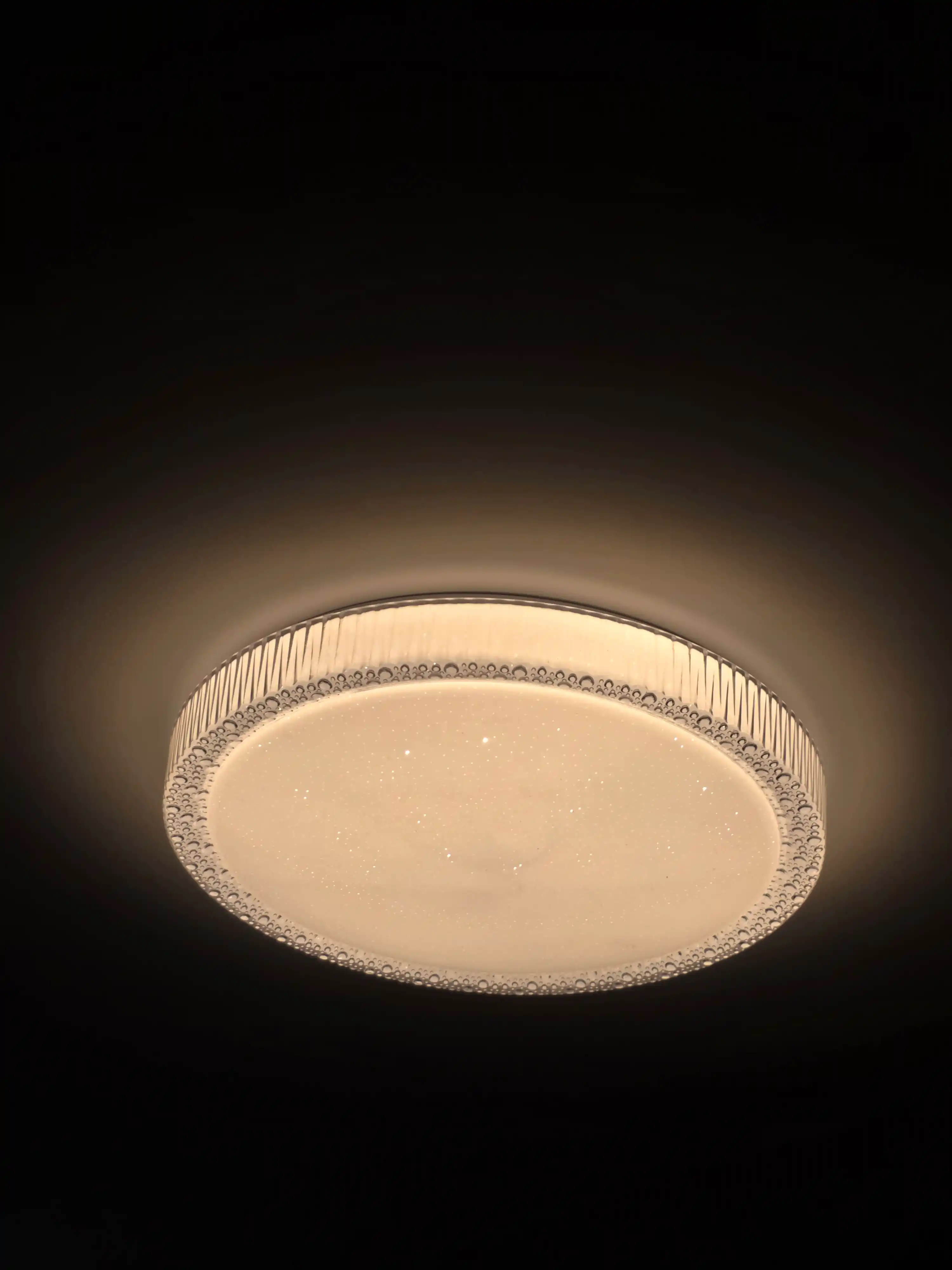 Shift LED lyustra 50 sm 96 Vt, 3 xil yorug‘lik rejimi, 25 m² gacha yoruqlik oson ornatish