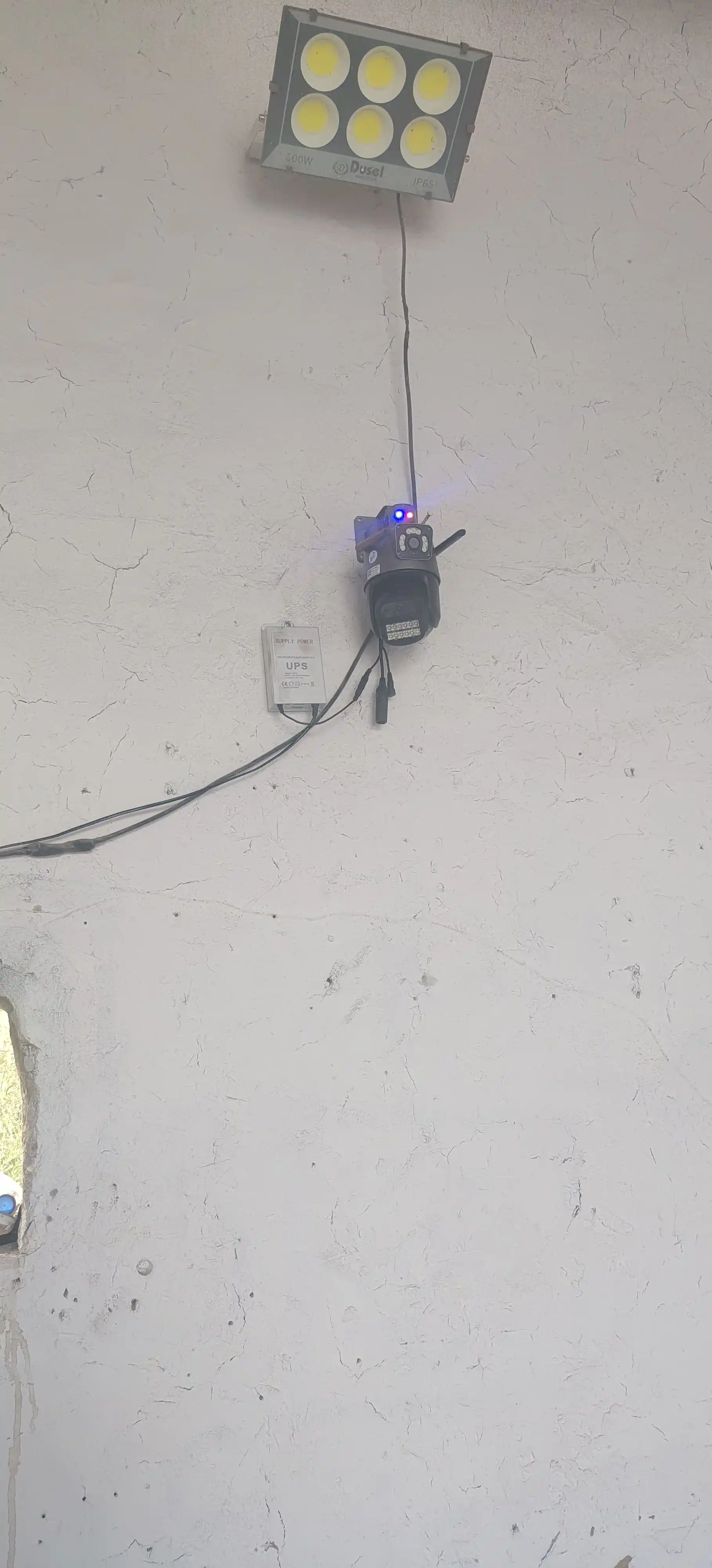 Hikvision V380  ko‘cha 4G kameralari burilish imkoniyati, quyosh paneli va tungi ko‘rish