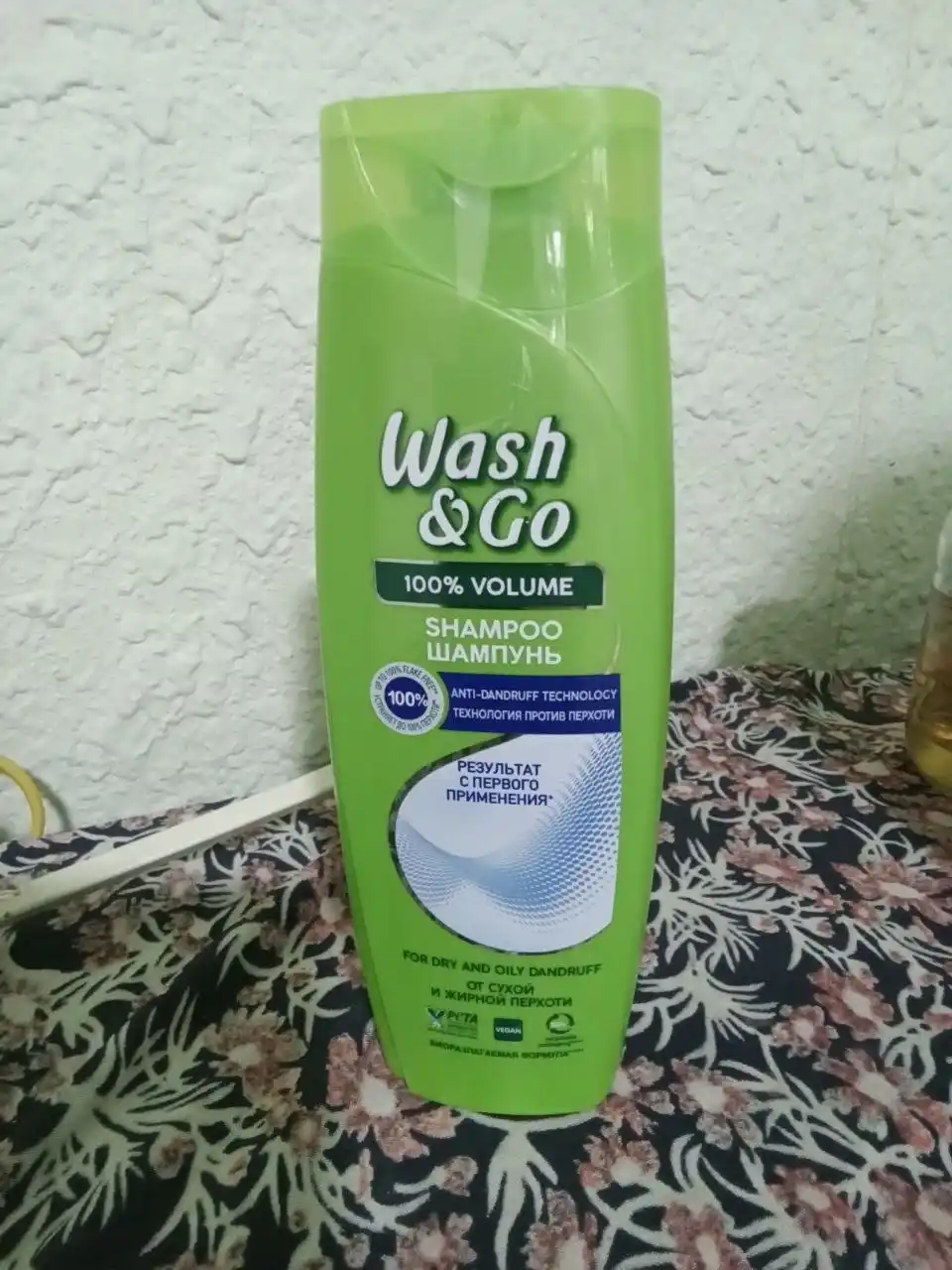 Soch uchun shampun Wash&Go, qazg'oq bilan kurashish uchun tozalash va parvarish, 360 ml