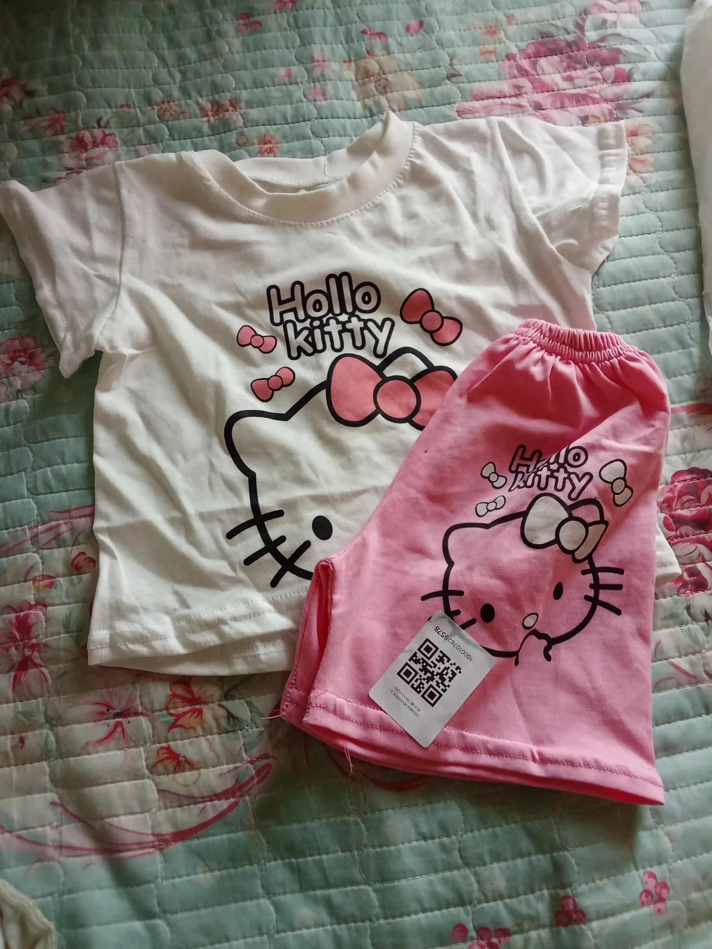 Детский летний костюм Hello Kitty для девочек, футболка и шорты, 2–3 года