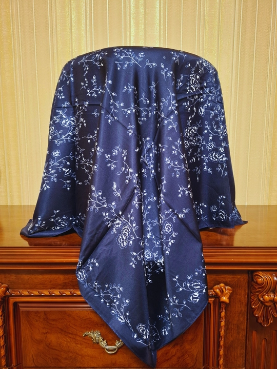 Ayollar ipak ro‘molchasi, hijob, sharf, 90 x 90 sm