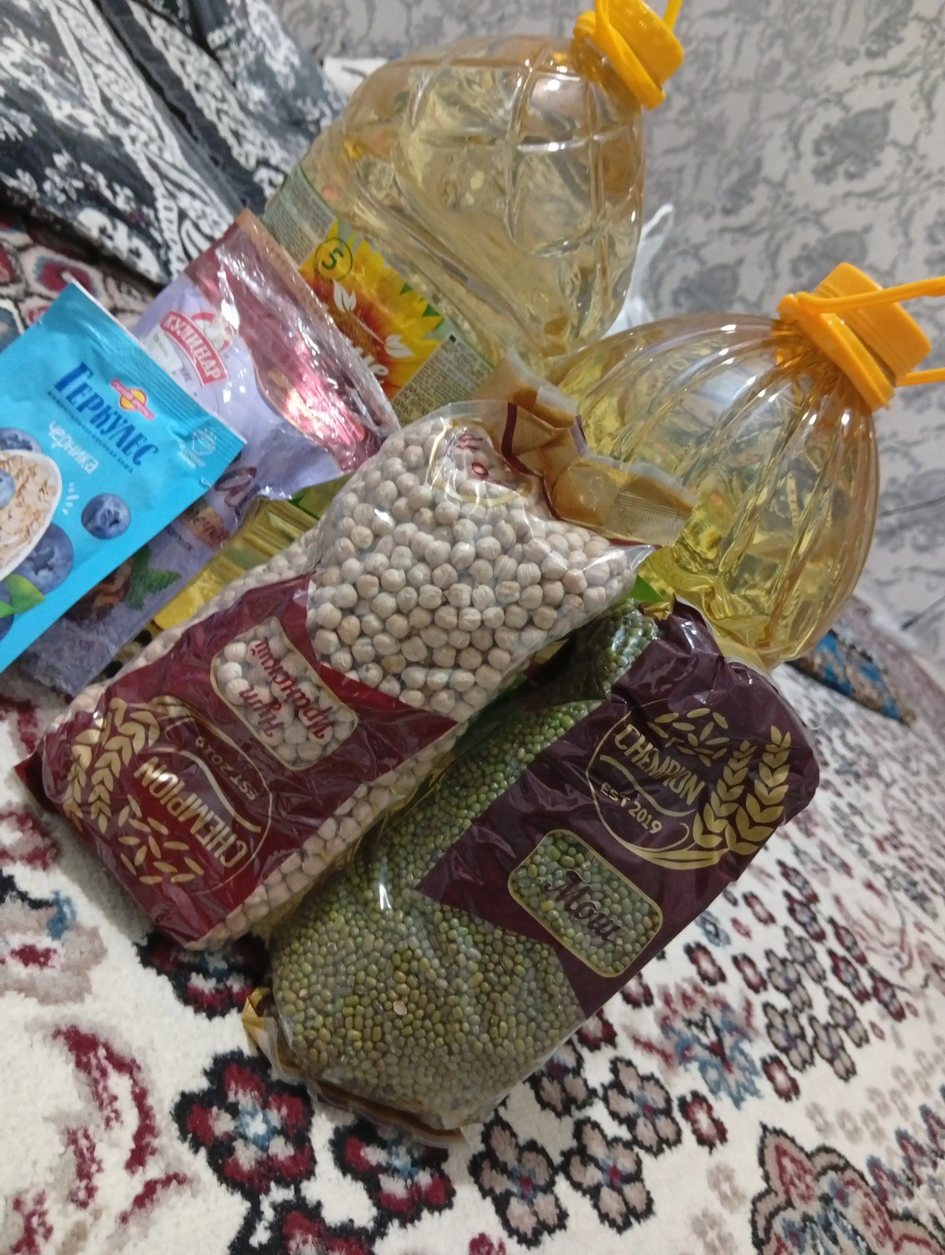 Eron no'xati Chempion, 900 g