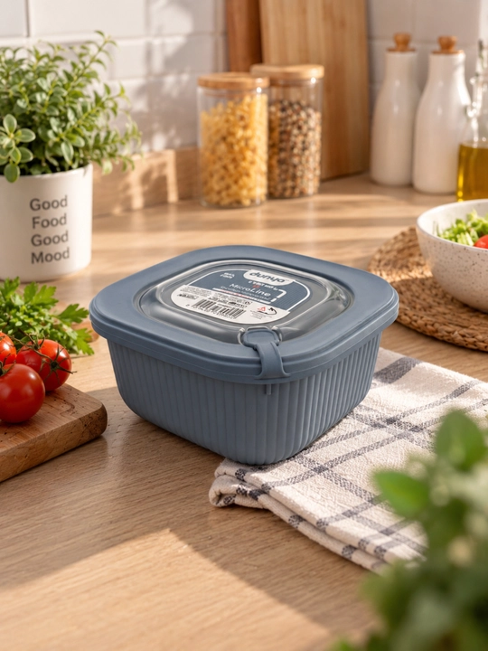 Контейнер для хранения продуктов, с герметичной крышкой и клапаном