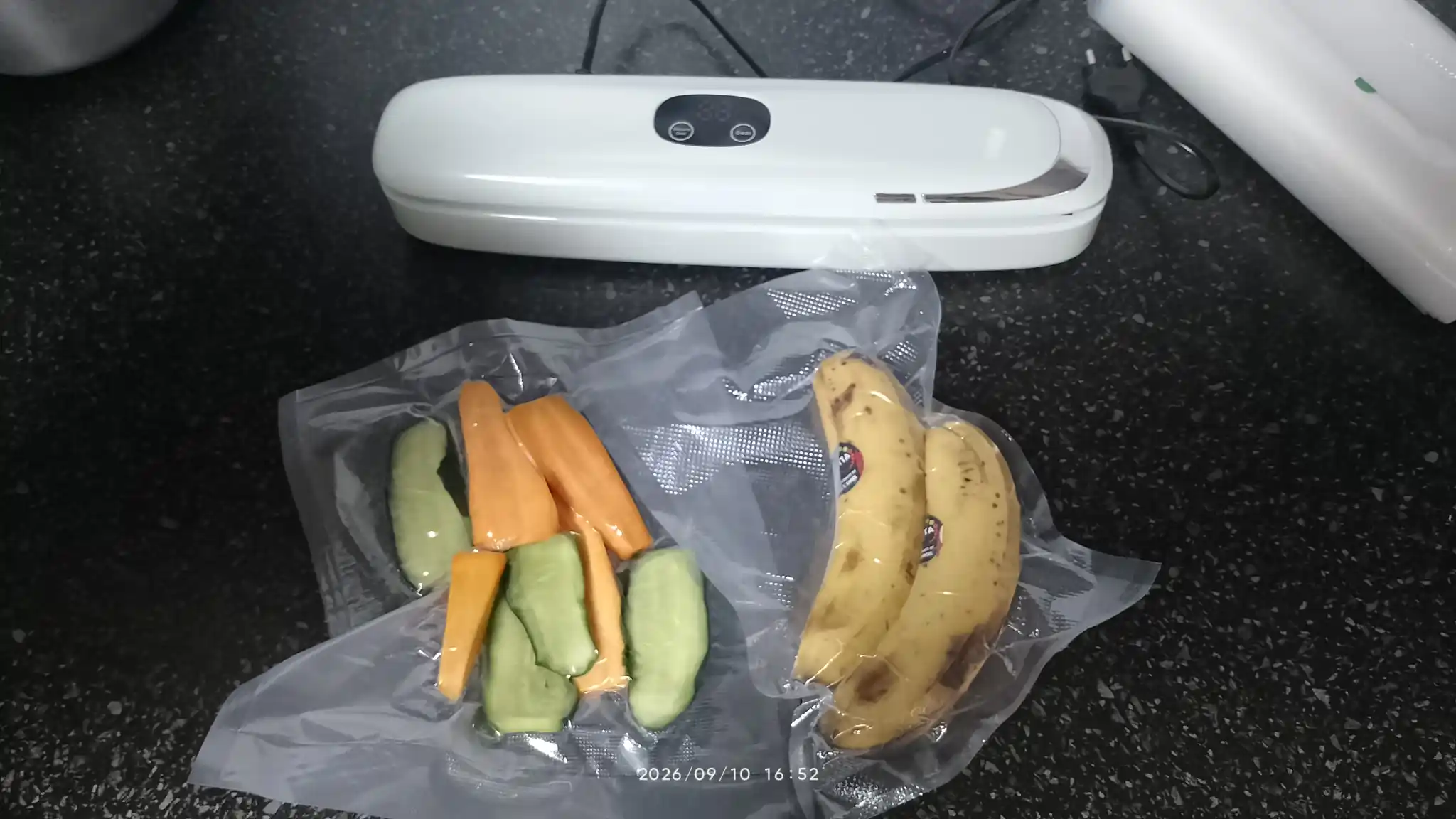 Вакууматор для продуктов + 10 пакетов, вакуумный упаковщик мощный, вакууматор