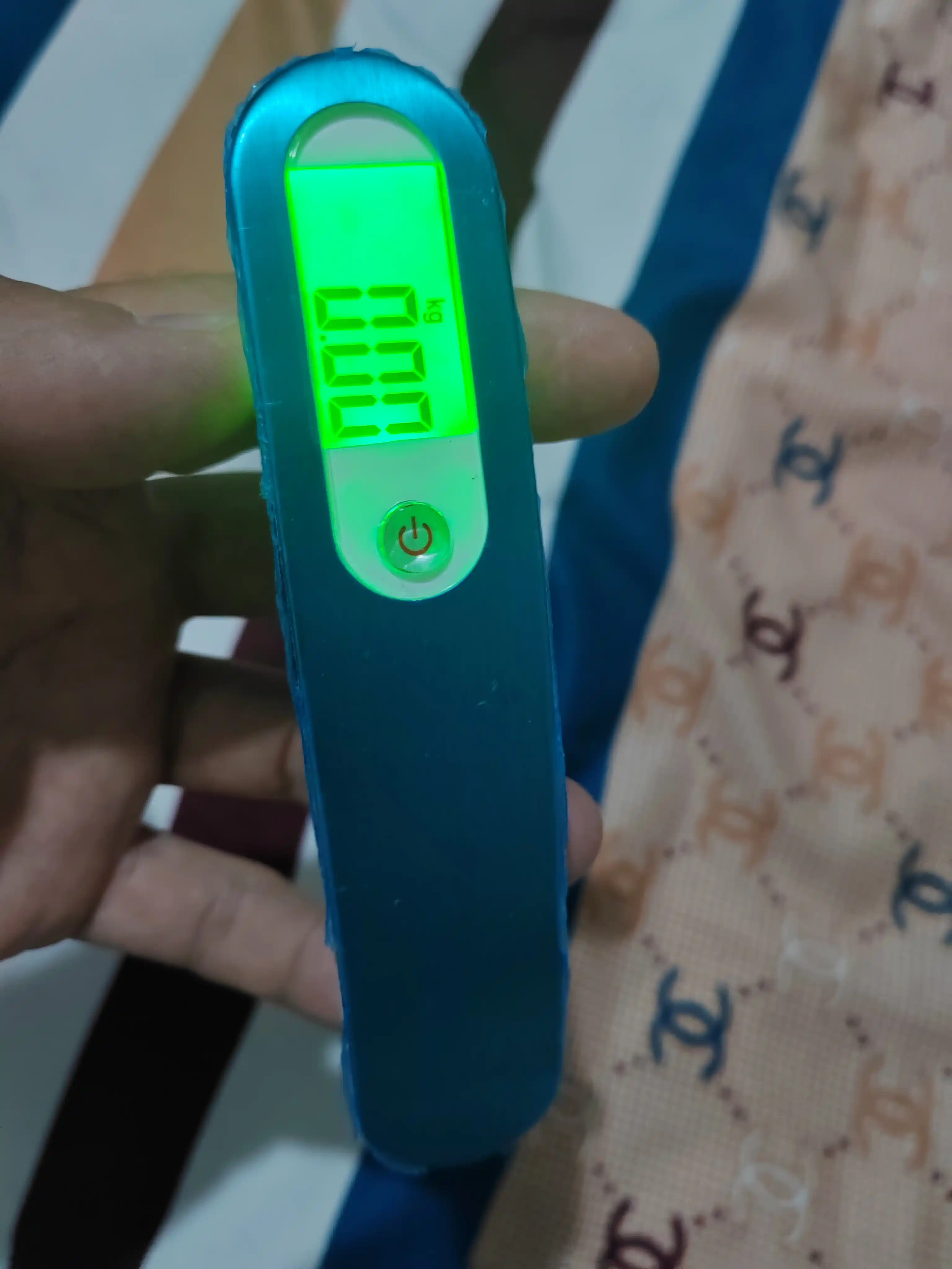 Elektron qo‘l tarozi, 50 kg gacha. HD displey, 2 rejim (kg/lb), mustahkam ilgak