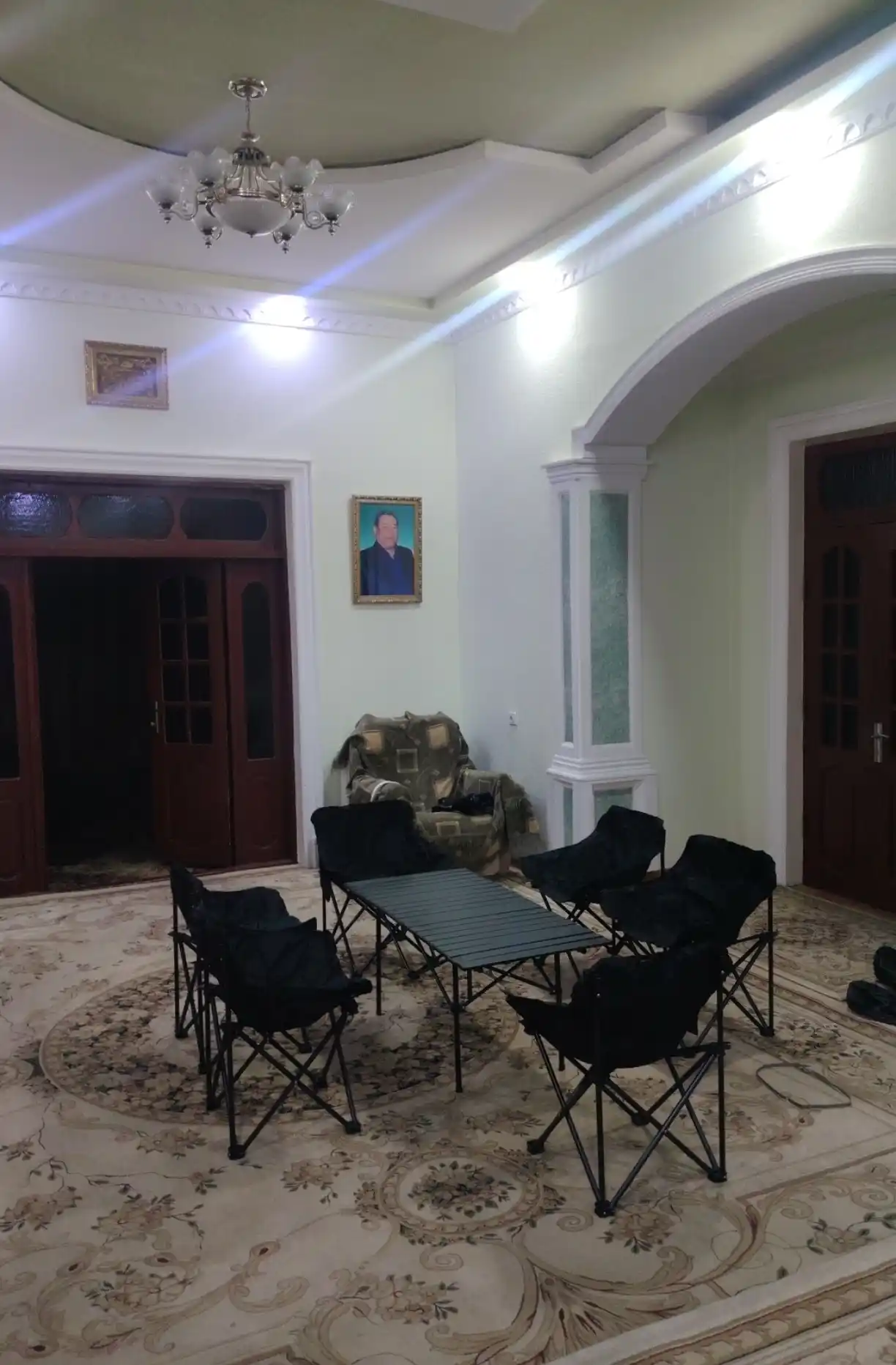 Piknik uchun, Ko‘chma buklama stol va stullar, piknik uchun, ixcham to‘plam