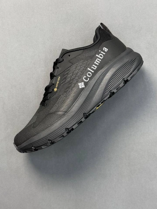 Kolumbiya GORE-TEX erkaklar krossovkasi, Vetnamda ishlab chiqarilgan, o‘lchamlari 40-44