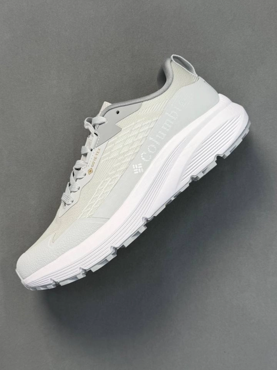 Columbia GORE-TEX erkaklar krossovkasi, Made in Vietnam, 40–44
