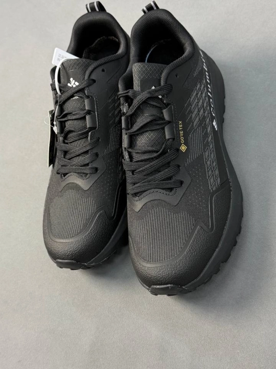 Columbia GORE-TEX erkaklar krossovkasi, Made in Vietnam, 40–44