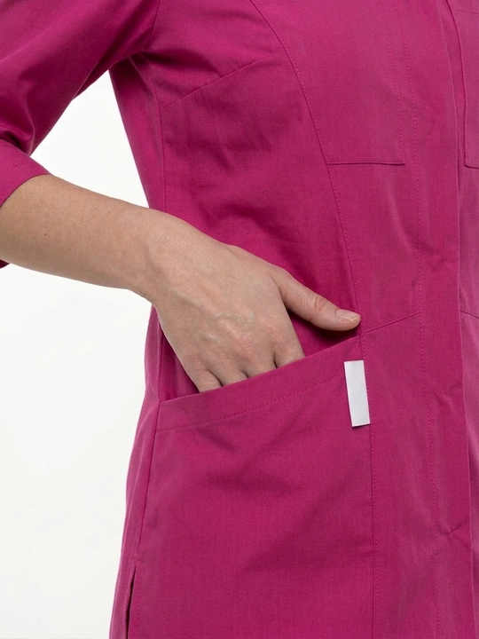 Ayollar tibbiy kostyumi MedModa yevropacha sifat