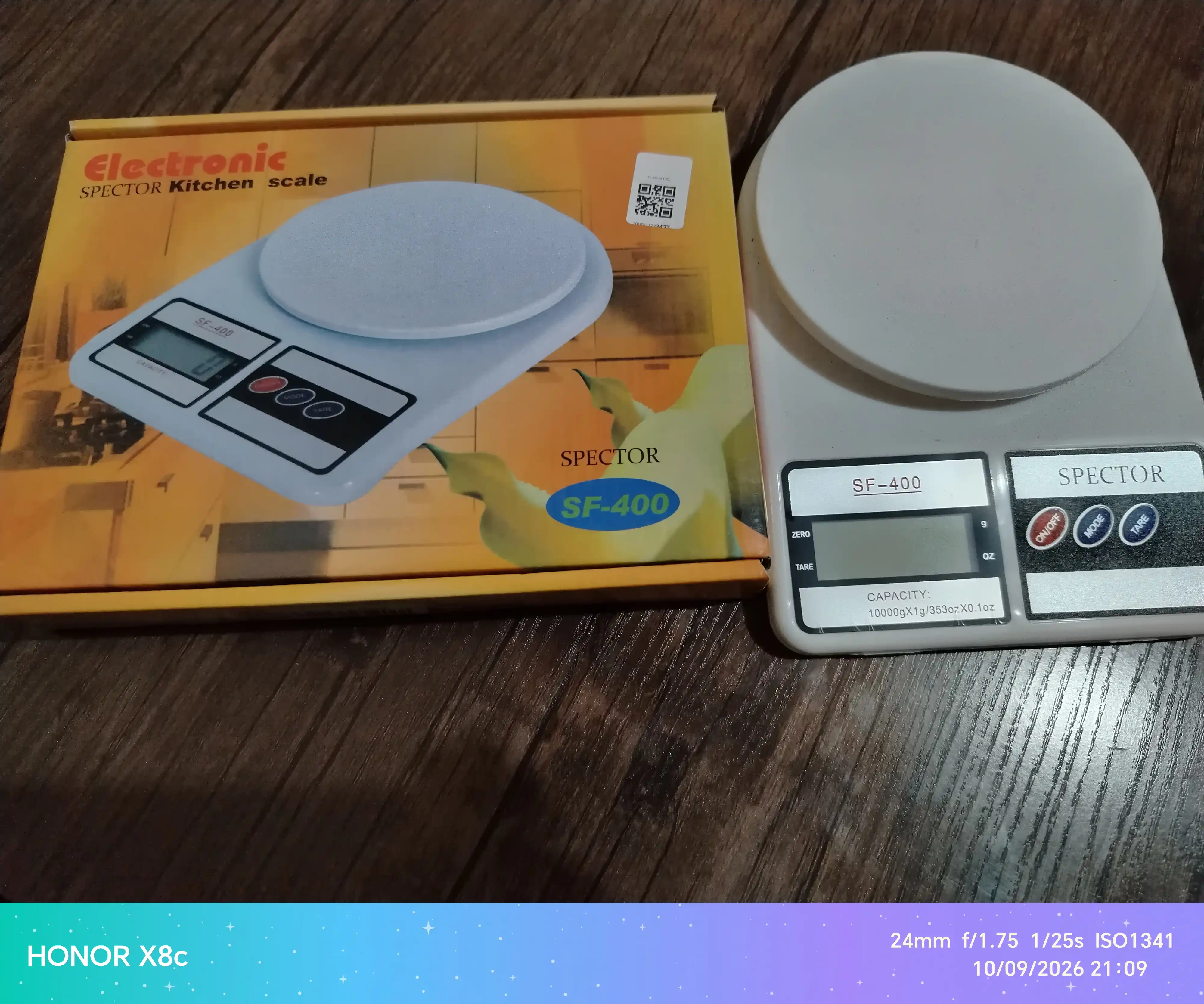 10 kg gacha bo‘lgan elektron oshxona tarozisi, akkumulyatorlar bilan jihozlangan