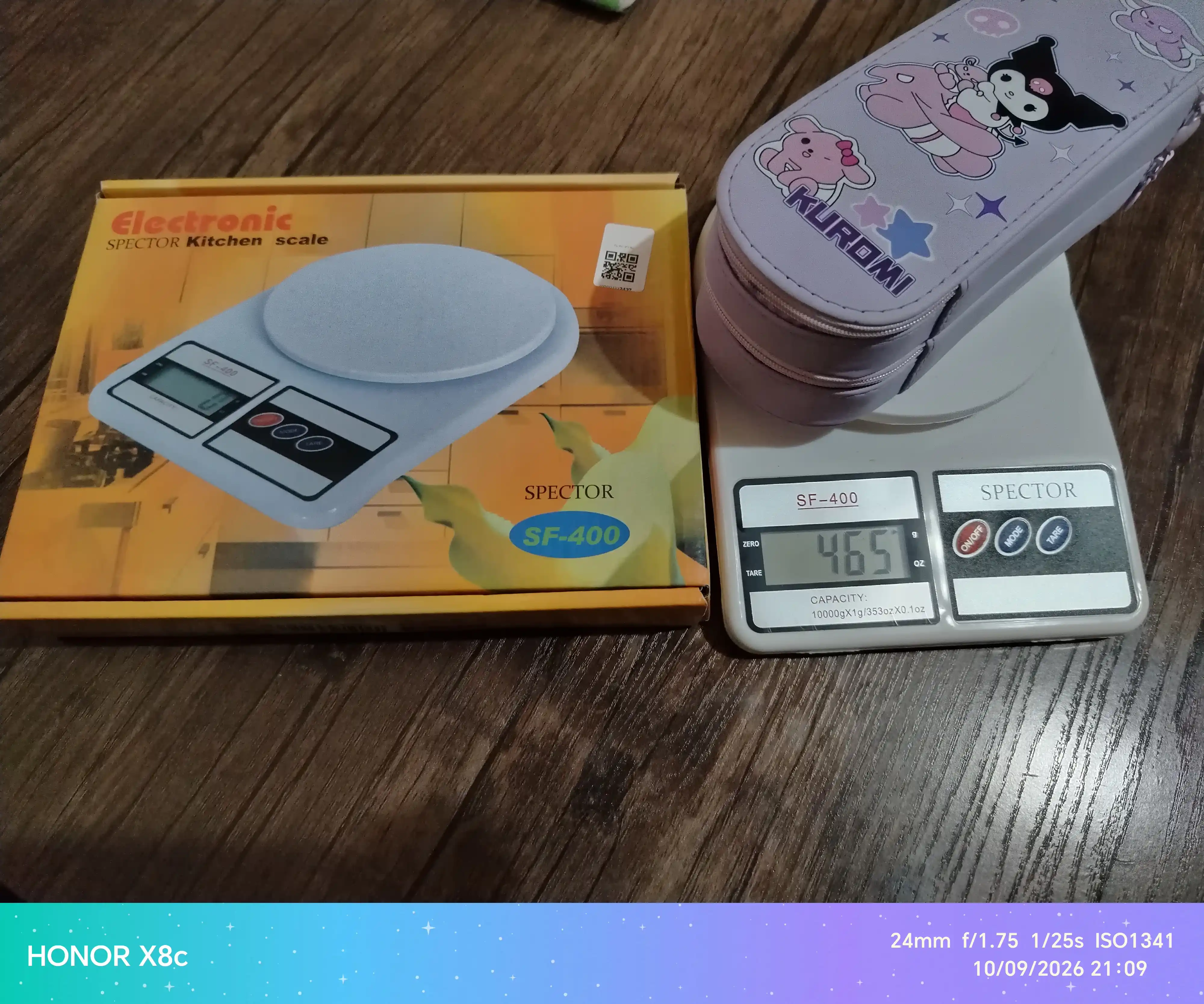 10 kg gacha bo‘lgan elektron oshxona tarozisi, akkumulyatorlar bilan jihozlangan