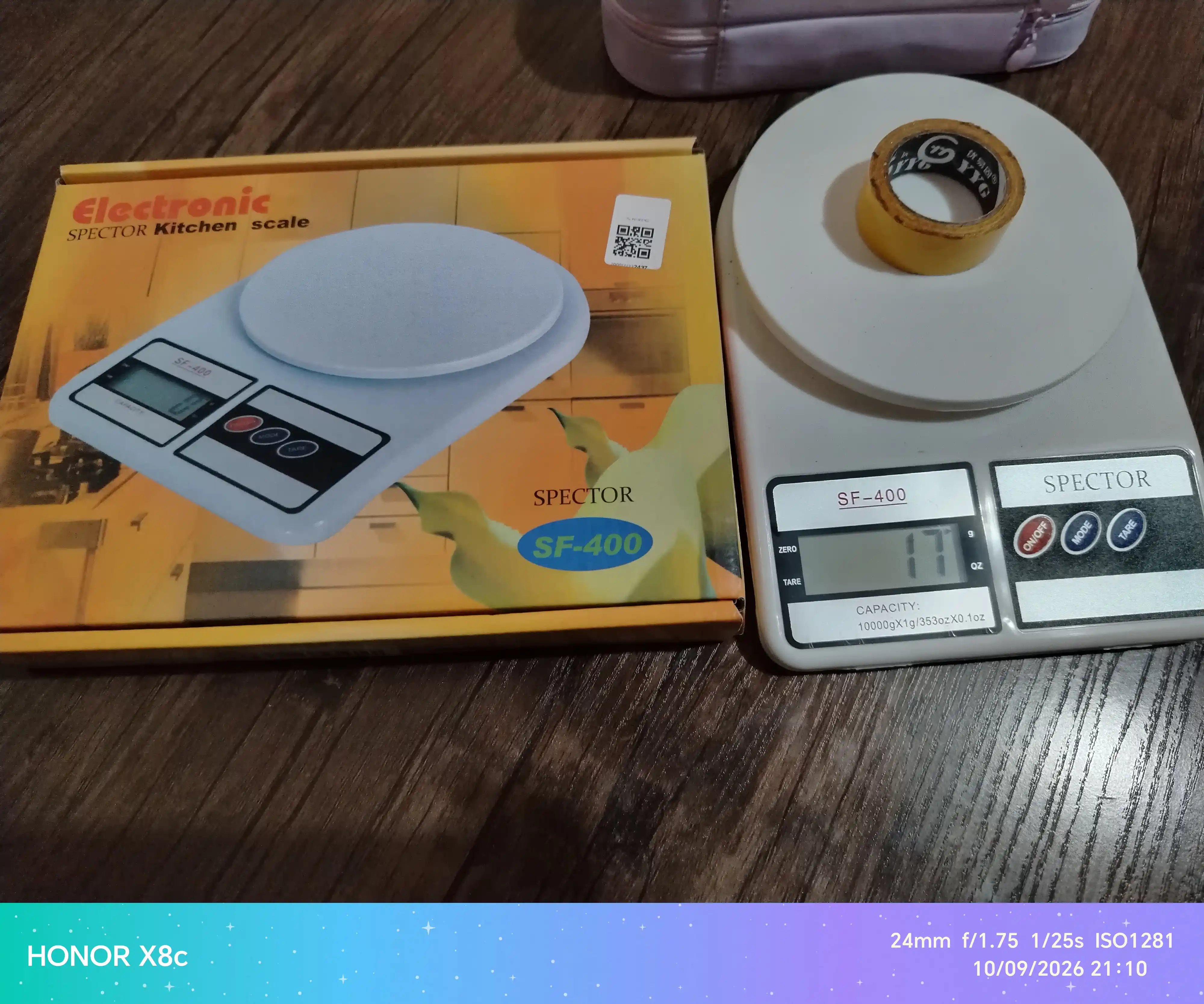 10 kg gacha bo‘lgan elektron oshxona tarozisi, akkumulyatorlar bilan jihozlangan