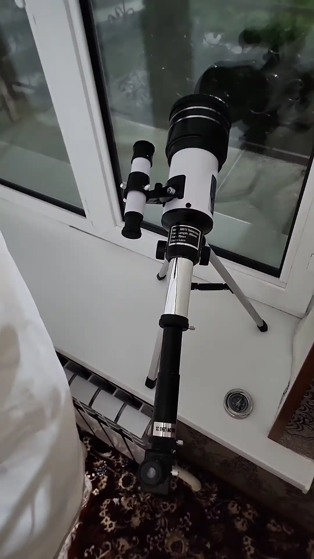 Teleskop F30070, obyektiv diametri 70 mm, 150x kattalashtirish, tripod bilan | telescope