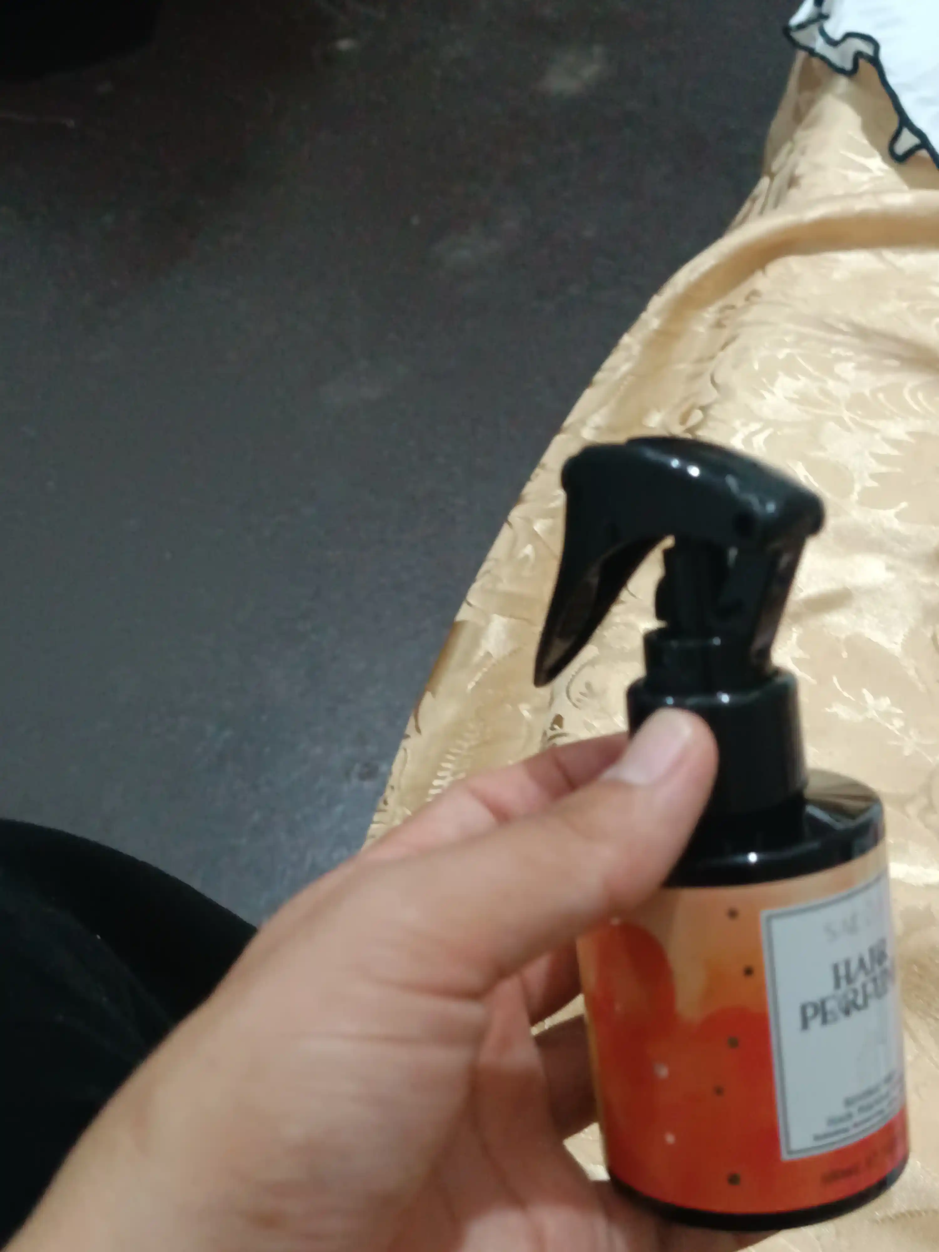 Tana va soch uchun parfyum-sprey, namlantiruvchi, yaltiroq beruvchi, yoqimli hidli, 100 ml