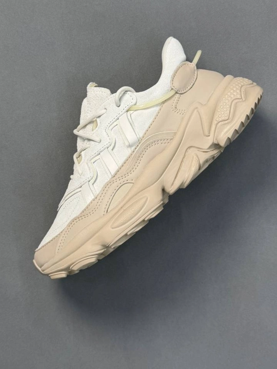 Erkaklar uchun Adidas krossovkalari, Xitoyda ishlab chiqarilgan, o‘lchamlari 40-44