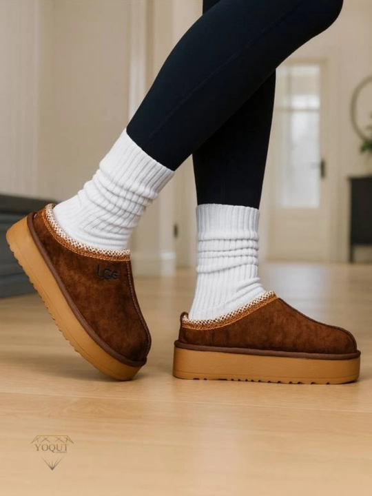 Угги женские с мехом, удобные, тёплые, классный дизайн, размер 36-40