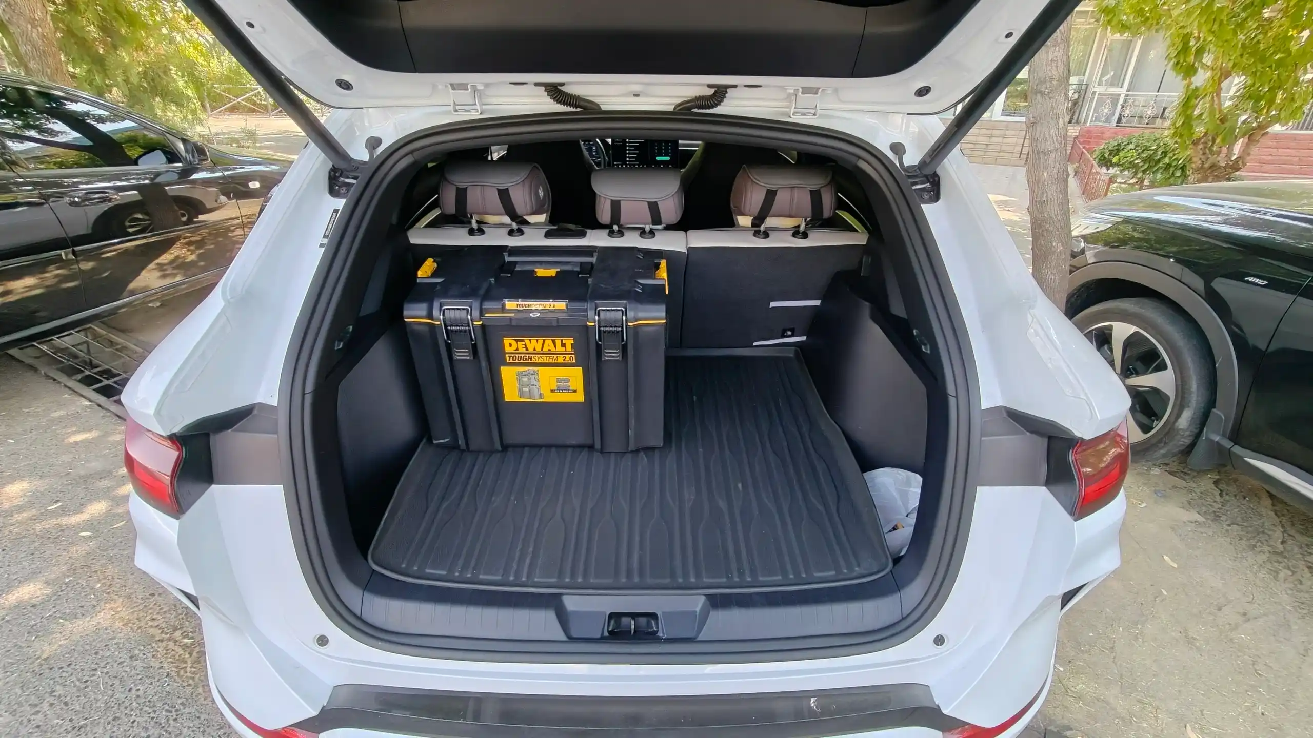 Ящик для инструмента DeWALT TOUGHSYSTEM DWST83342-1