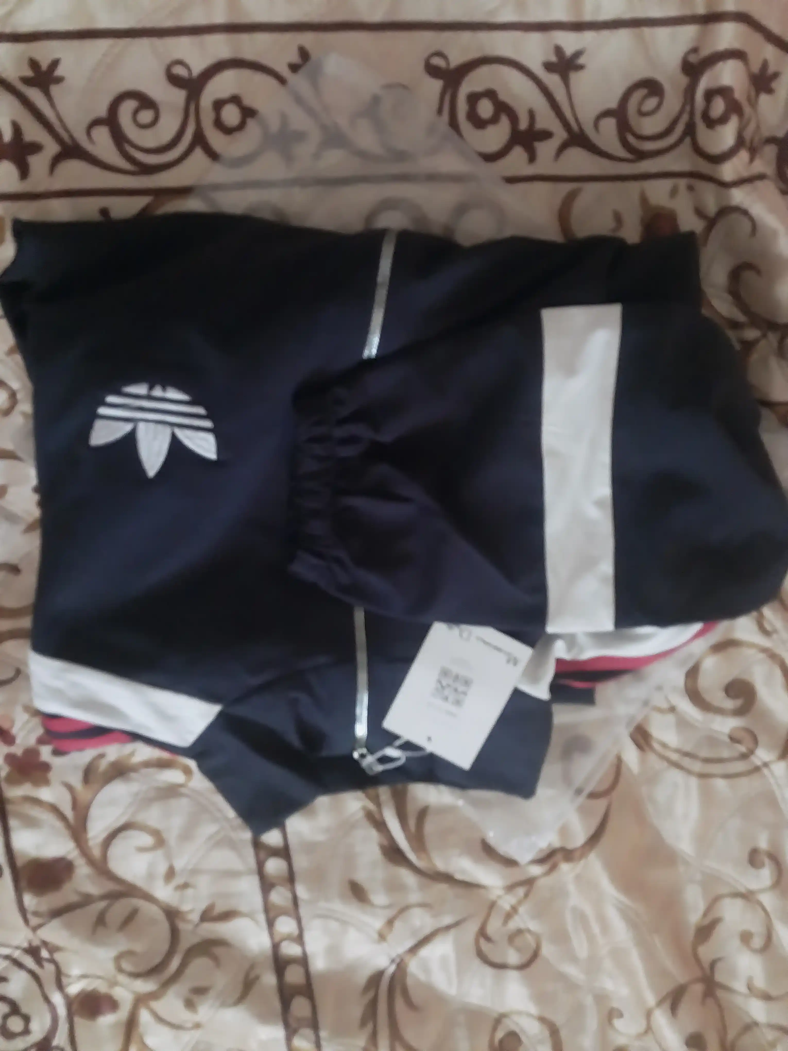 Ayollar uchun sport kostyumi dvoyka, oversize olimpiyka va keng shim, 2 ip HB trikotaj