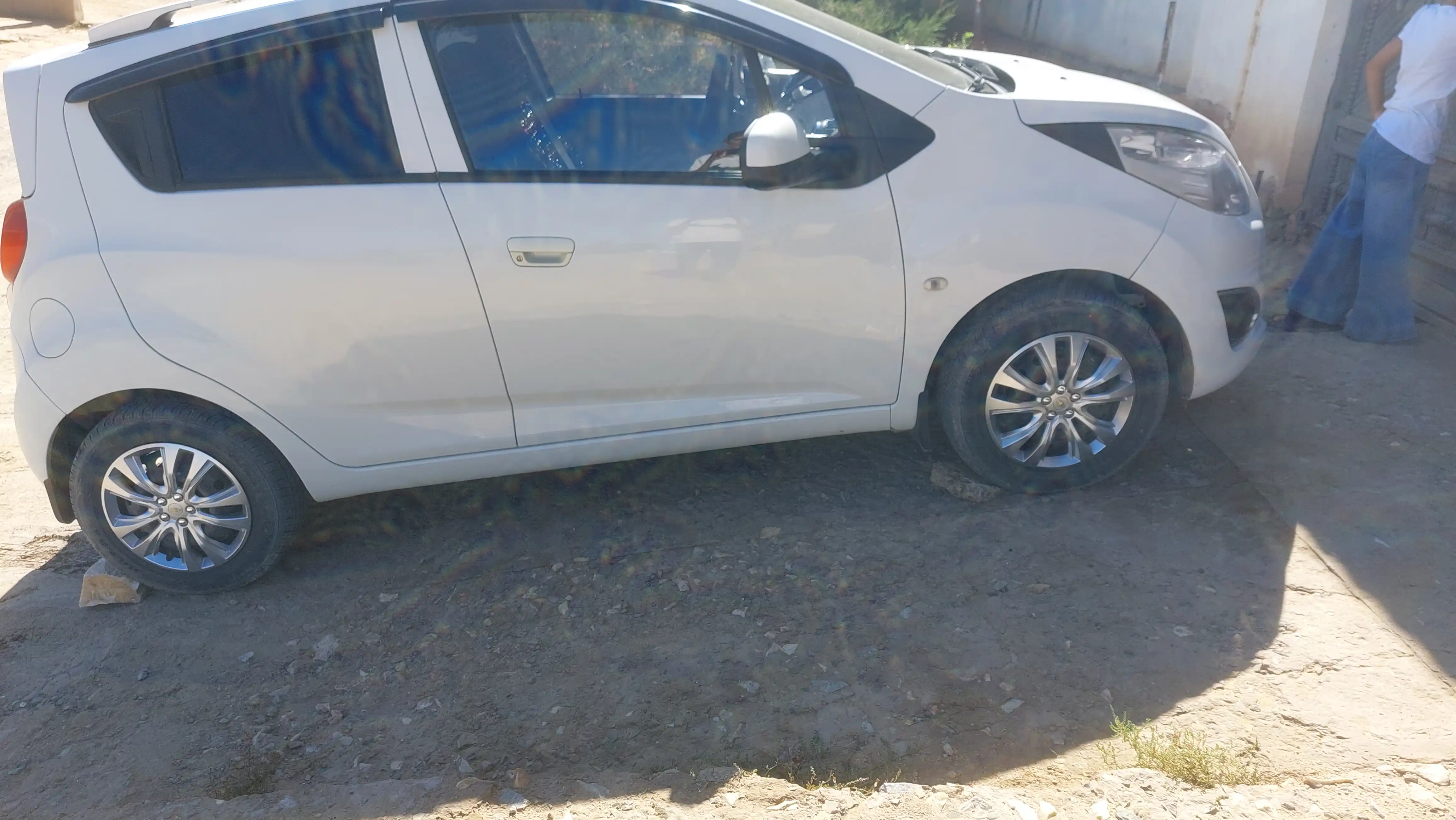 Disklarga mo'ljallangan Tracker dizaynli qopqoqlar, 4 dona