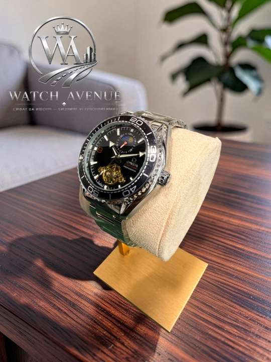 Omega Seamaster Planet Ocean — мужские часы с открытым механизмом
