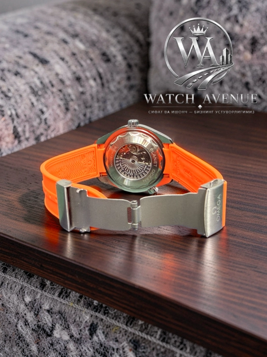 Omega Seamaster Planet Ocean — мужские часы с открытым механизмом