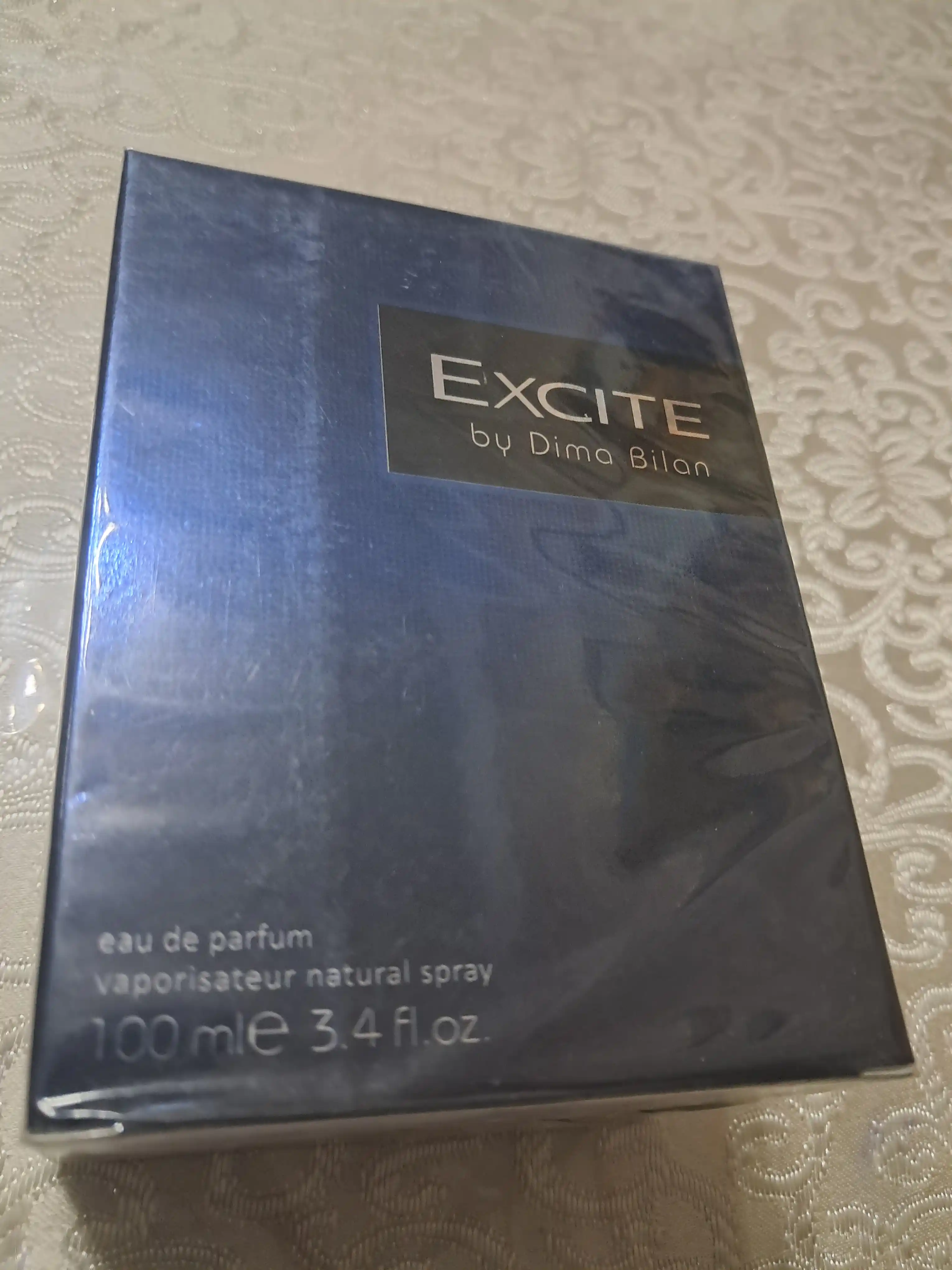 Erkaklar uchun parfyumlangan suv, 100 ml, 50 ml