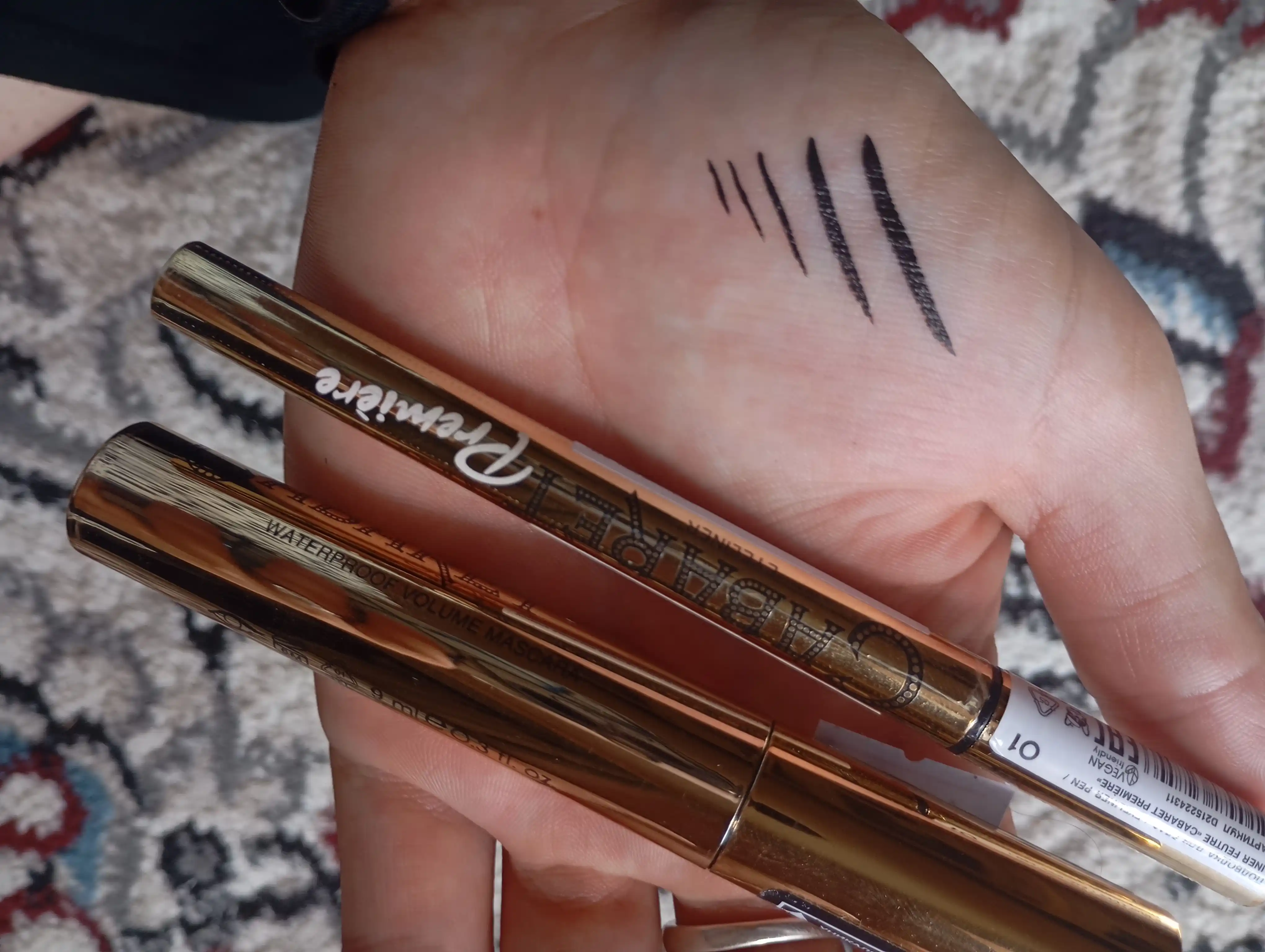 Cabaret Premiere Mascara ultra qora, suvga chidamli, uzoq saqlanuvchi tush va podvodka