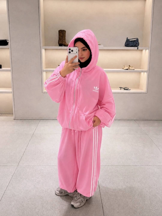 Ayollar uchun sport kostyum Dvoyka, 2 ip, zamonaviy oversize, Standart 44-50
