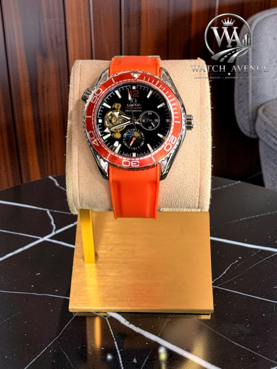 Omega Seamaster Planet Ocean — мужские часы с открытым механизмом