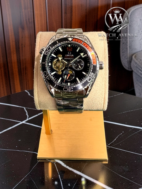 Omega Seamaster Planet Ocean erkaklar qo‘l soati — ochiq mexanizm