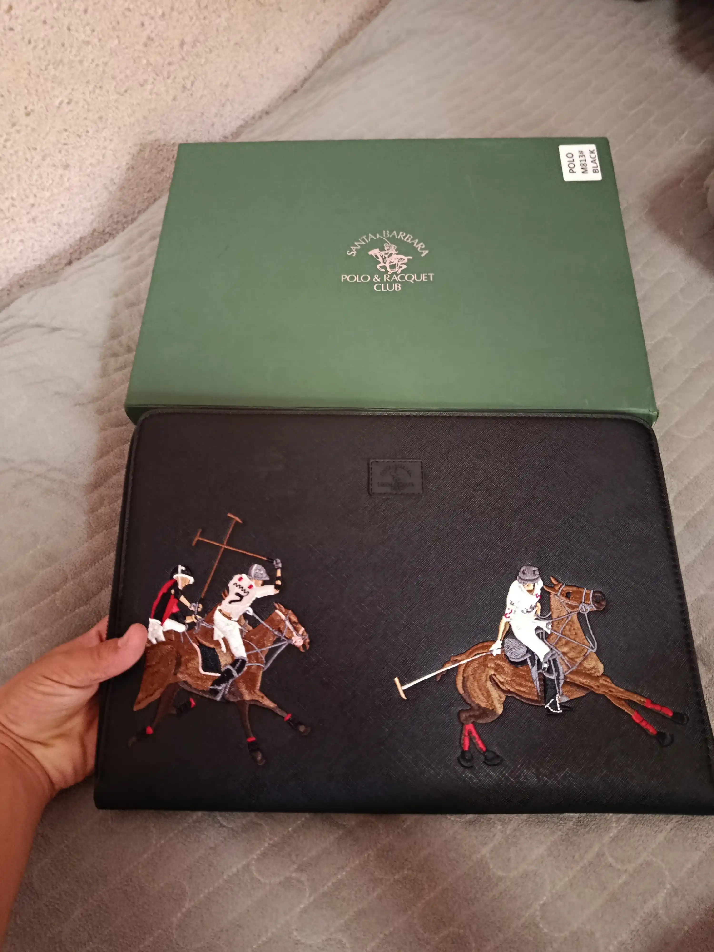 Santa Barbara Polo Racquet Club erkaklar barsetkasi, noutbuk va hujjatlar uchun klatch