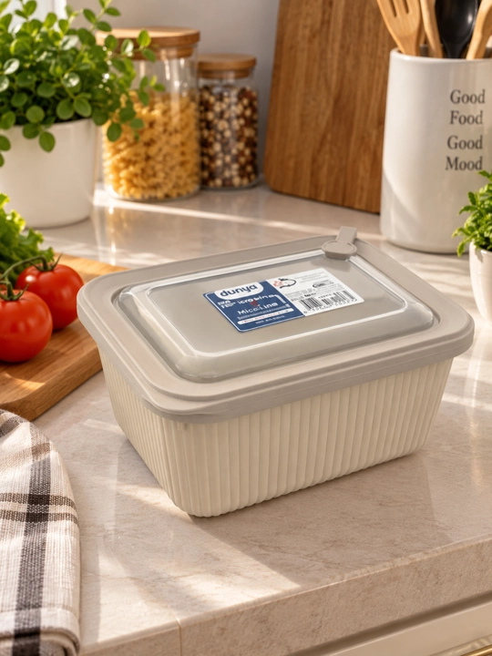 Контейнер для хранения продуктов, с герметичной крышкой и клапаном