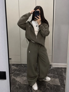 Xira xaki