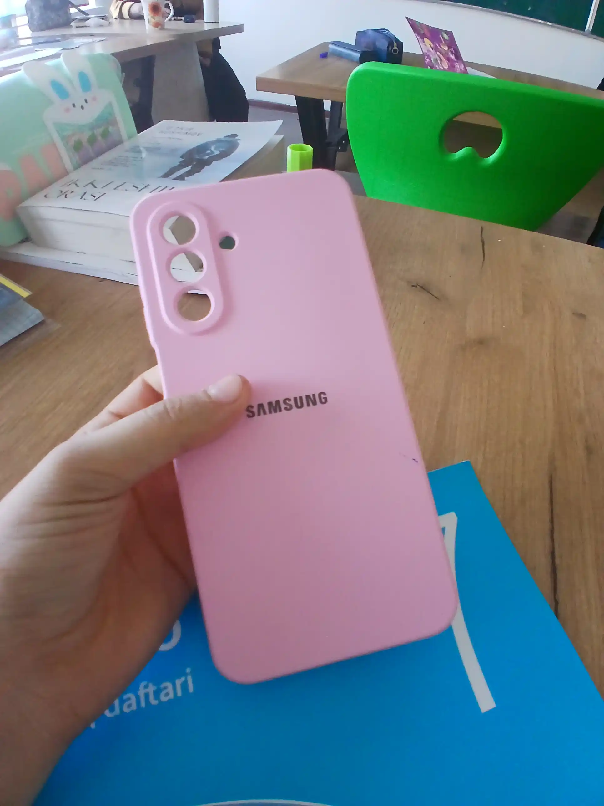 Samsung A17, A18, F17, M17, A26, uchun, zarbaga qarshi g‘ilof