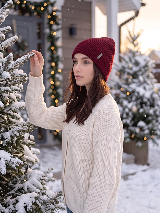 Ayollar bosh kiyimi va qizlar uchun qishki shapka Snowl Liana