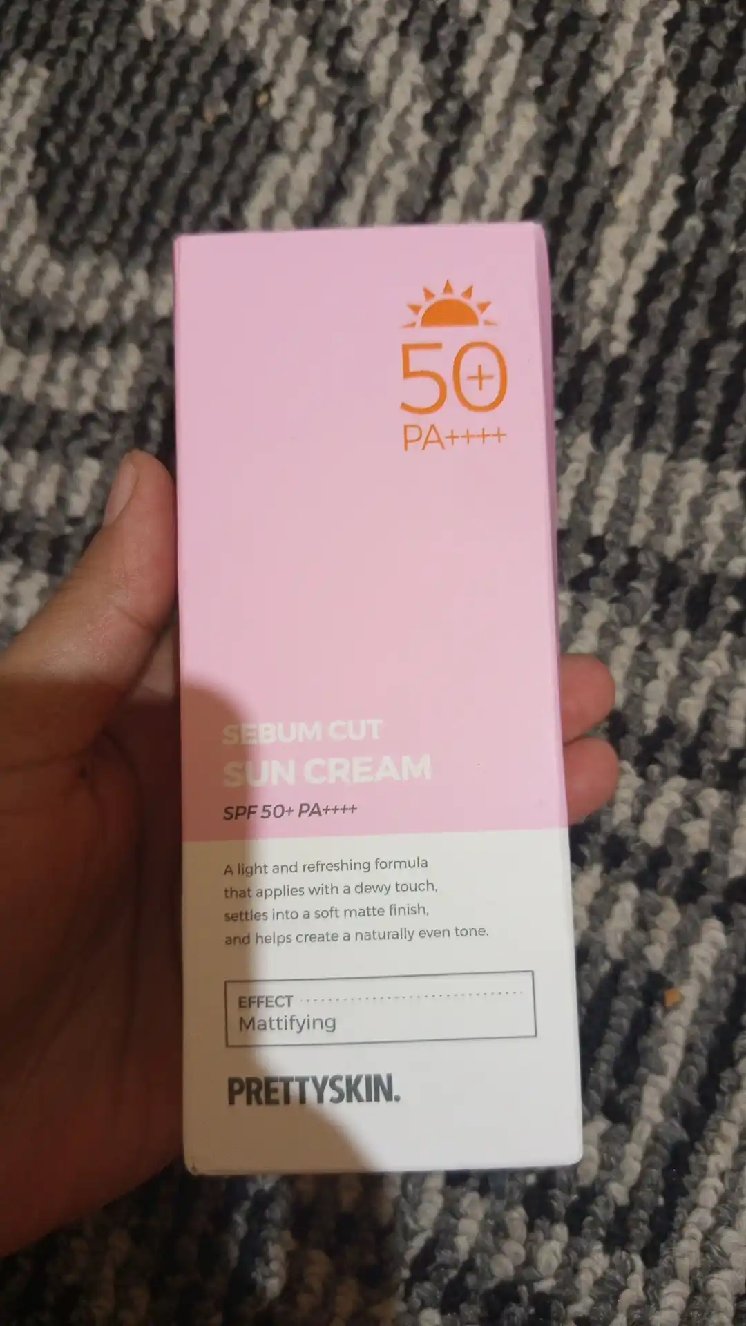 Pretty Skin Yuz uchun namlovchi, quyoshdan himoyalovchi krem SPF50+ PA++++ 4 xil, 70 ml