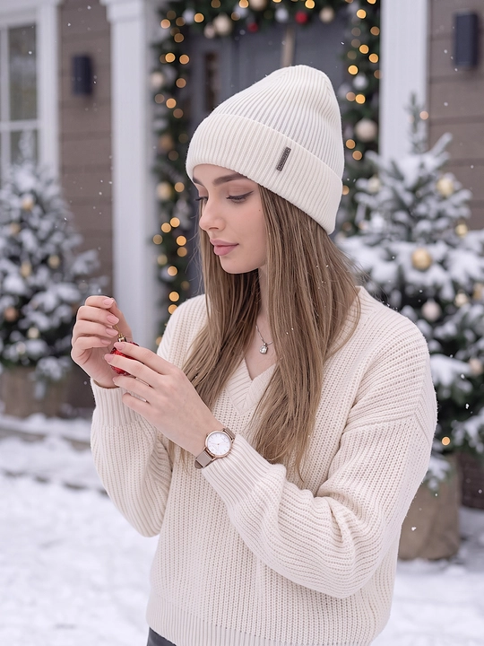 Ayollar bosh kiyimi va qizlar uchun qishki shapka Snowl Liana