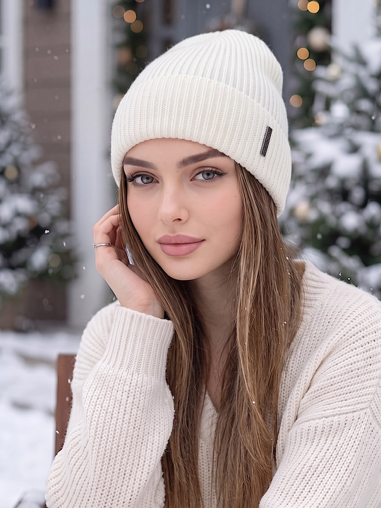 Ayollar bosh kiyimi va qizlar uchun qishki shapka Snowl Liana