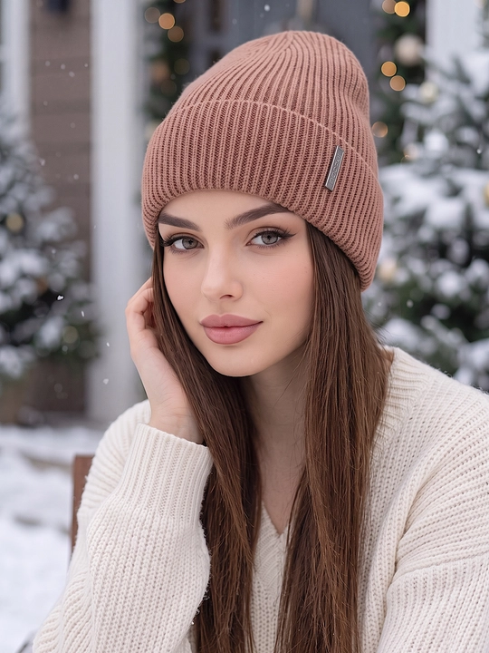 Ayollar bosh kiyimi va qizlar uchun qishki shapka Snowl Liana
