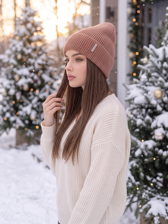 Ayollar bosh kiyimi va qizlar uchun qishki shapka Snowl Liana