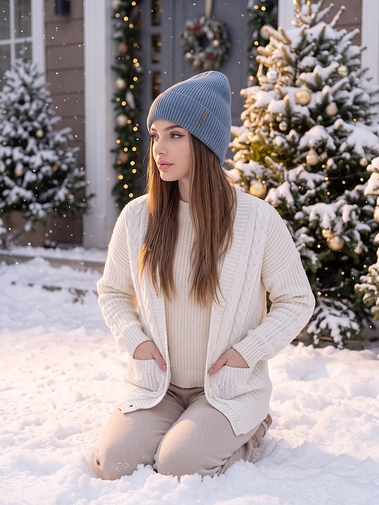 Ayollar bosh kiyimi va qizlar uchun qishki shapka Snowl Liana