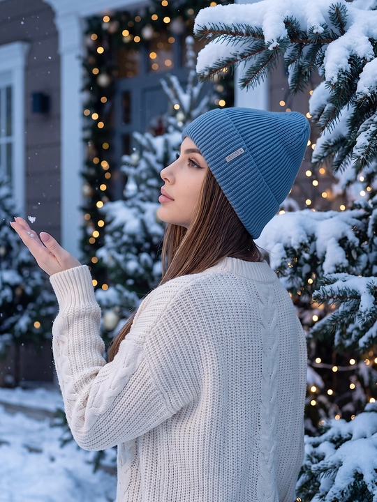Ayollar bosh kiyimi va qizlar uchun qishki shapka Snowl Liana