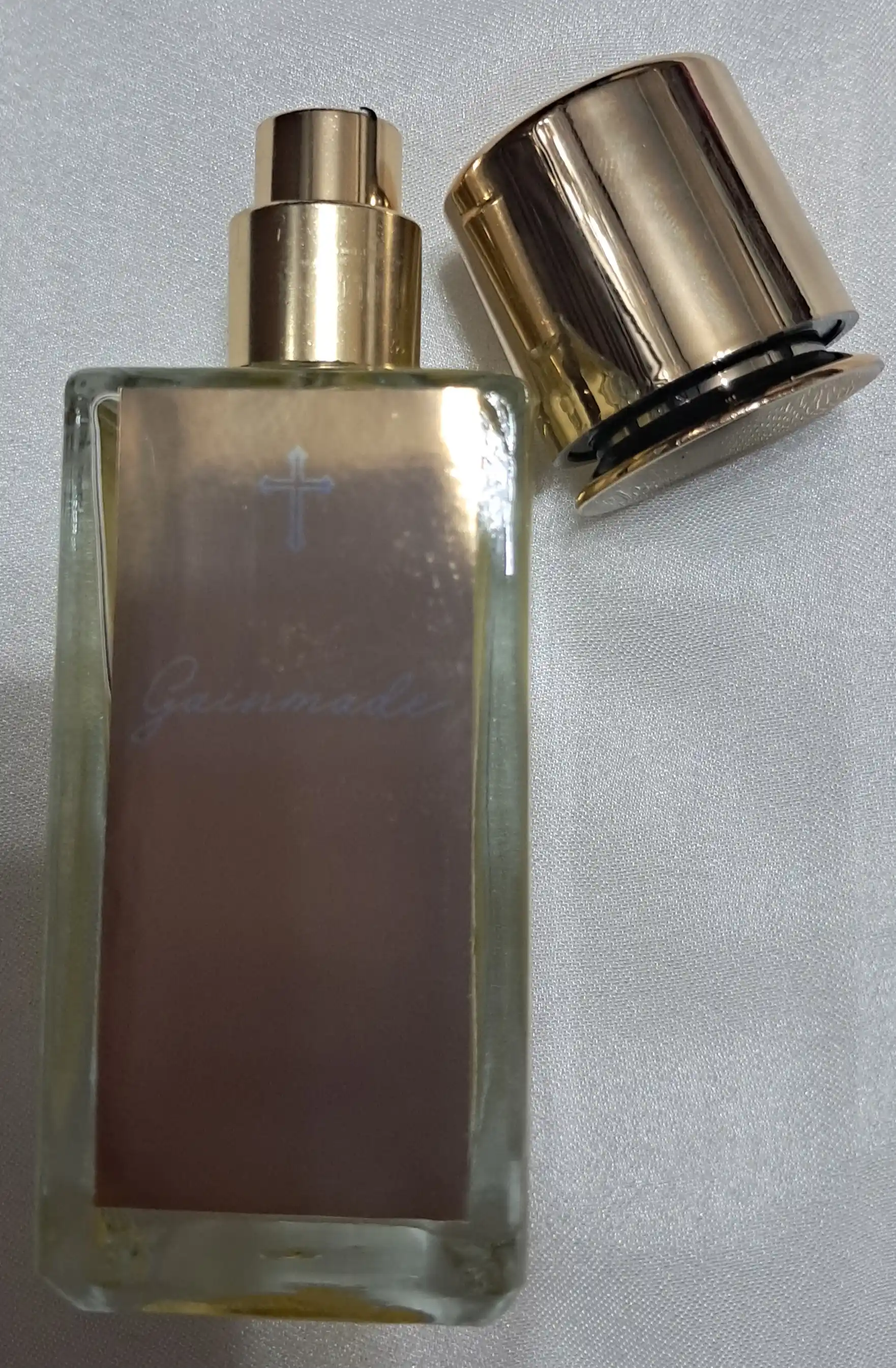 Ayollar va erkaklar uchun parfyumlangan suv, 50 ml