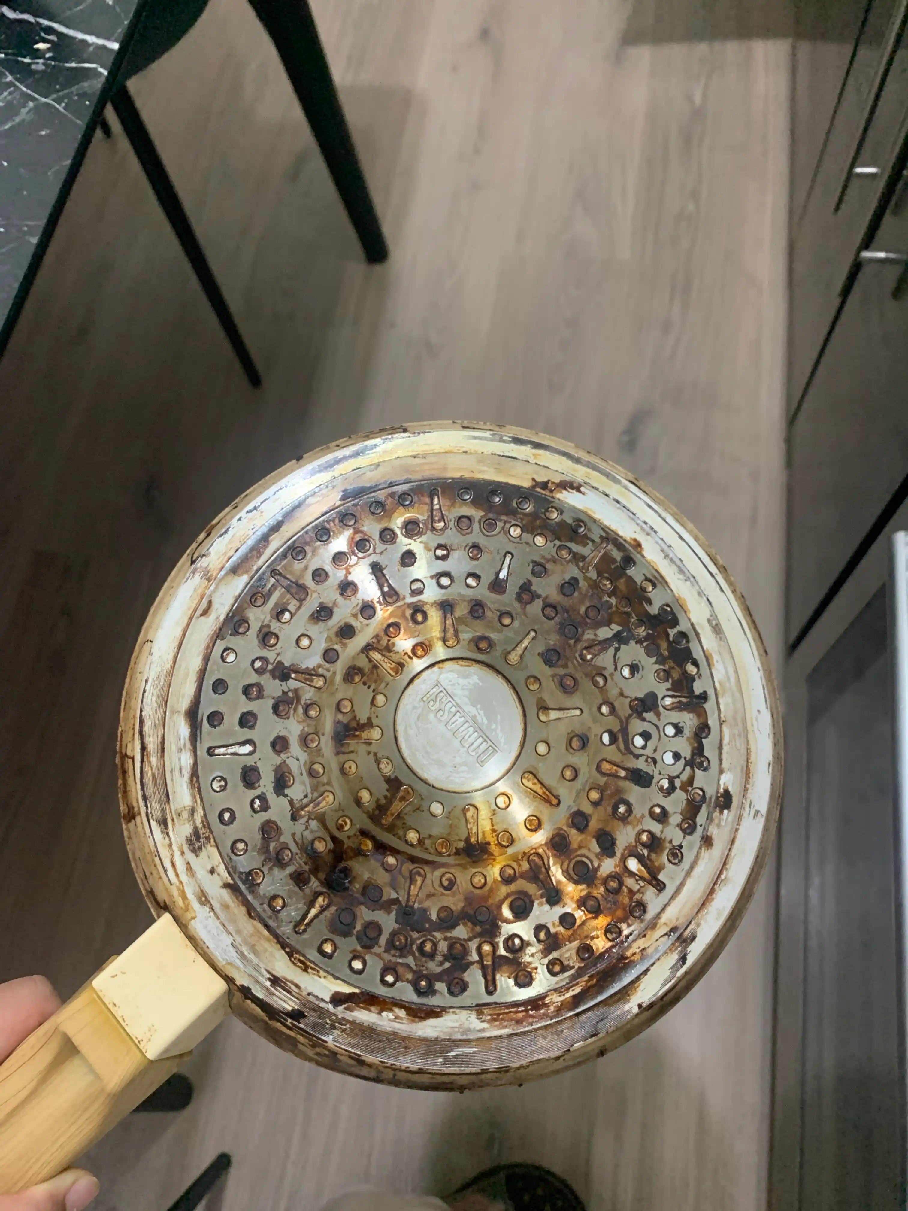Blinnitsa tagiga olmaydigan tova quymoq va blinchiklar uchun oshxona jihozlari Baroly tova